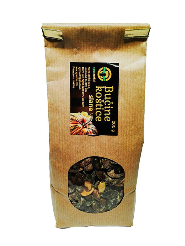 Slane bučine koštice Agro Noršić (200g) u papirnatoj vrećici. Pržene i slane domaće sjemenke bundeve.